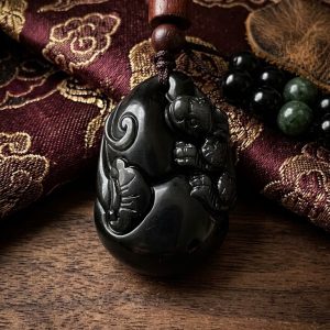 L61 Natural Black Obsidian Carved Pendant Necklace S
